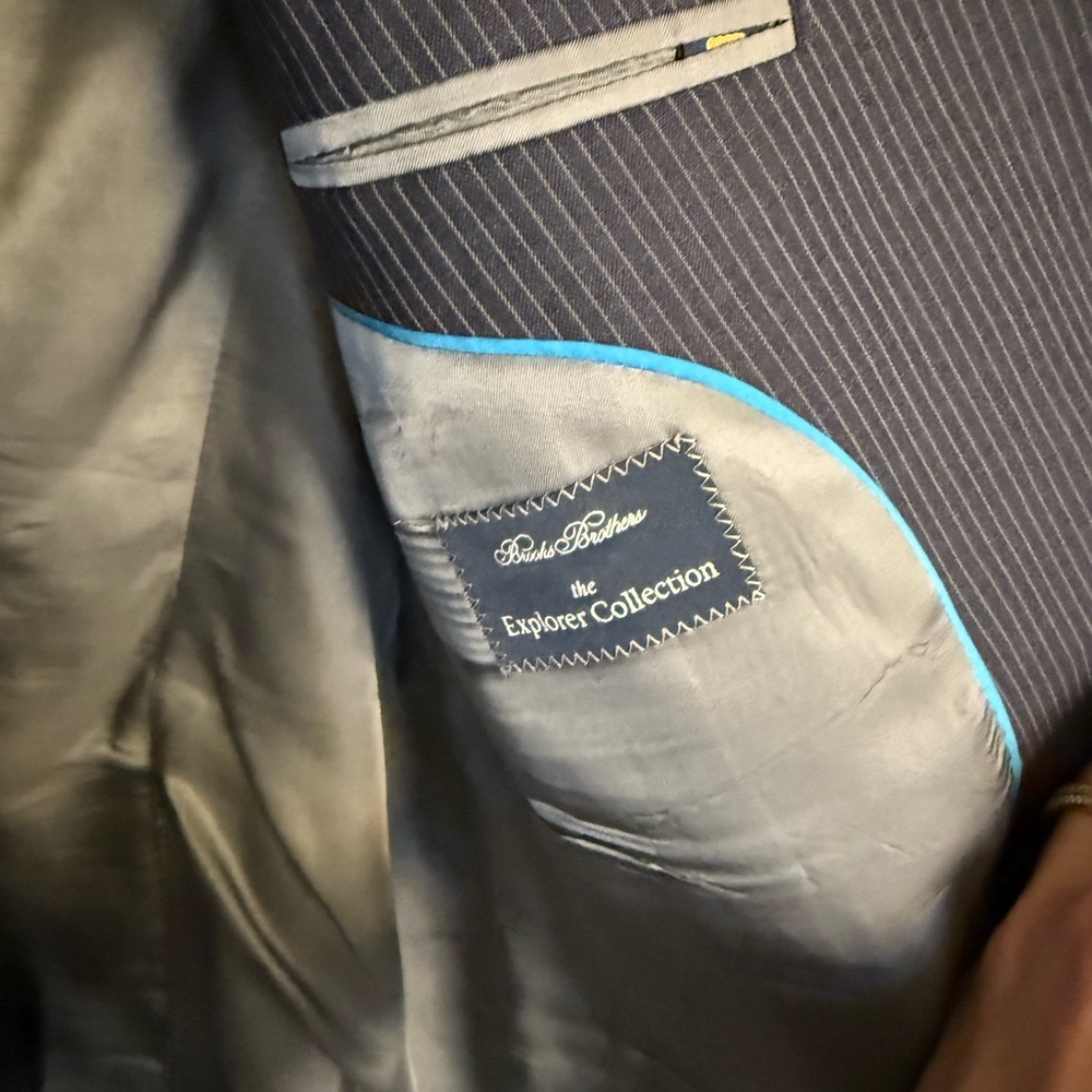 Brooks Brothers Explorer Navy Pinstripe Suit 46R - Picture 3 of 10
